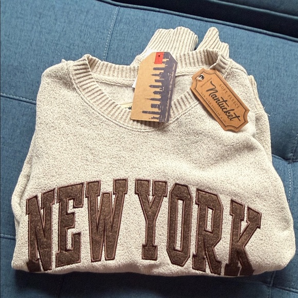 New York Beige Crewneck Sweater - Picture 8 of 9